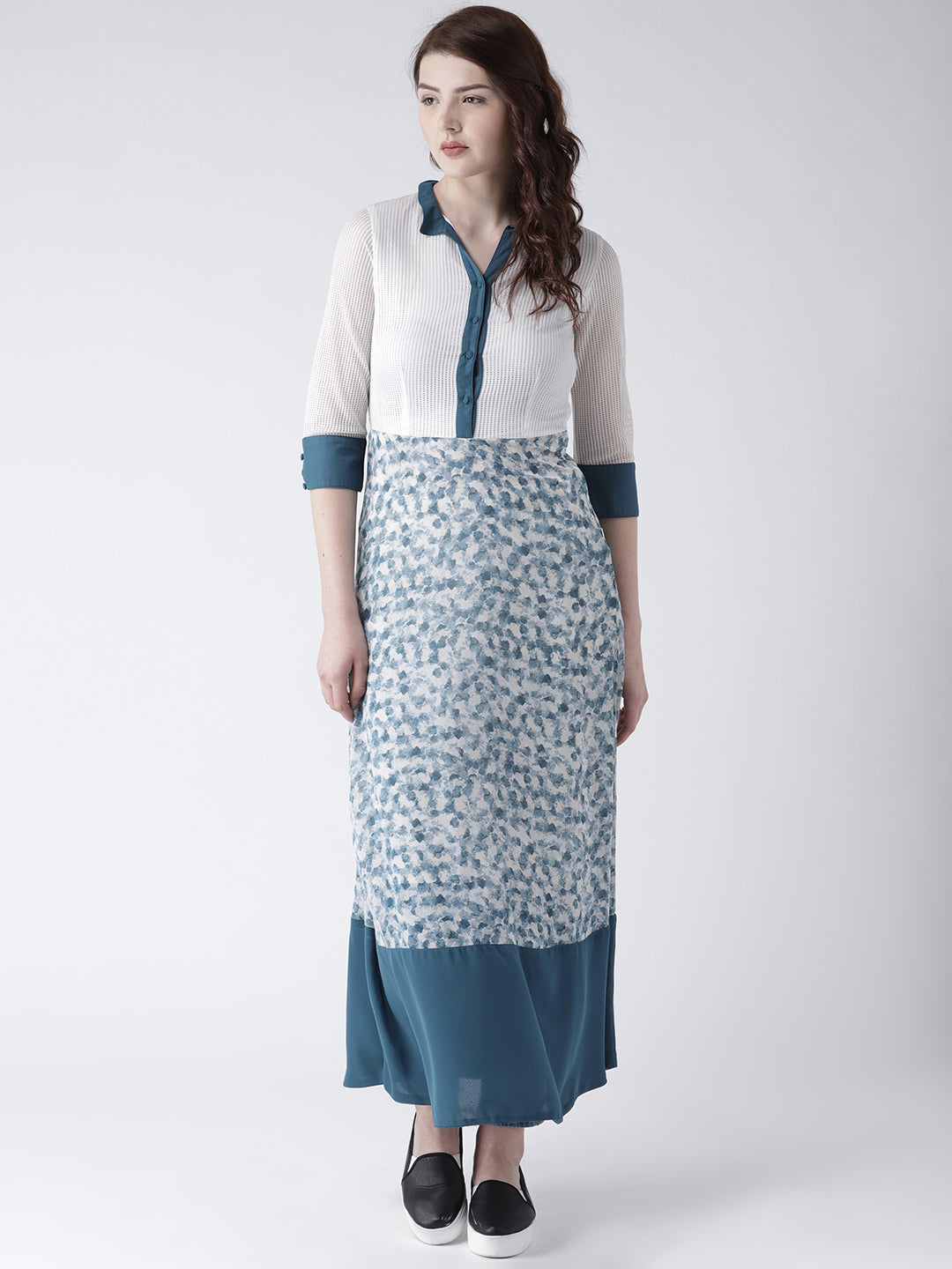 Women's Blue and White Printed Long Kurta with Shirt Collar and 3/4 Sleeves