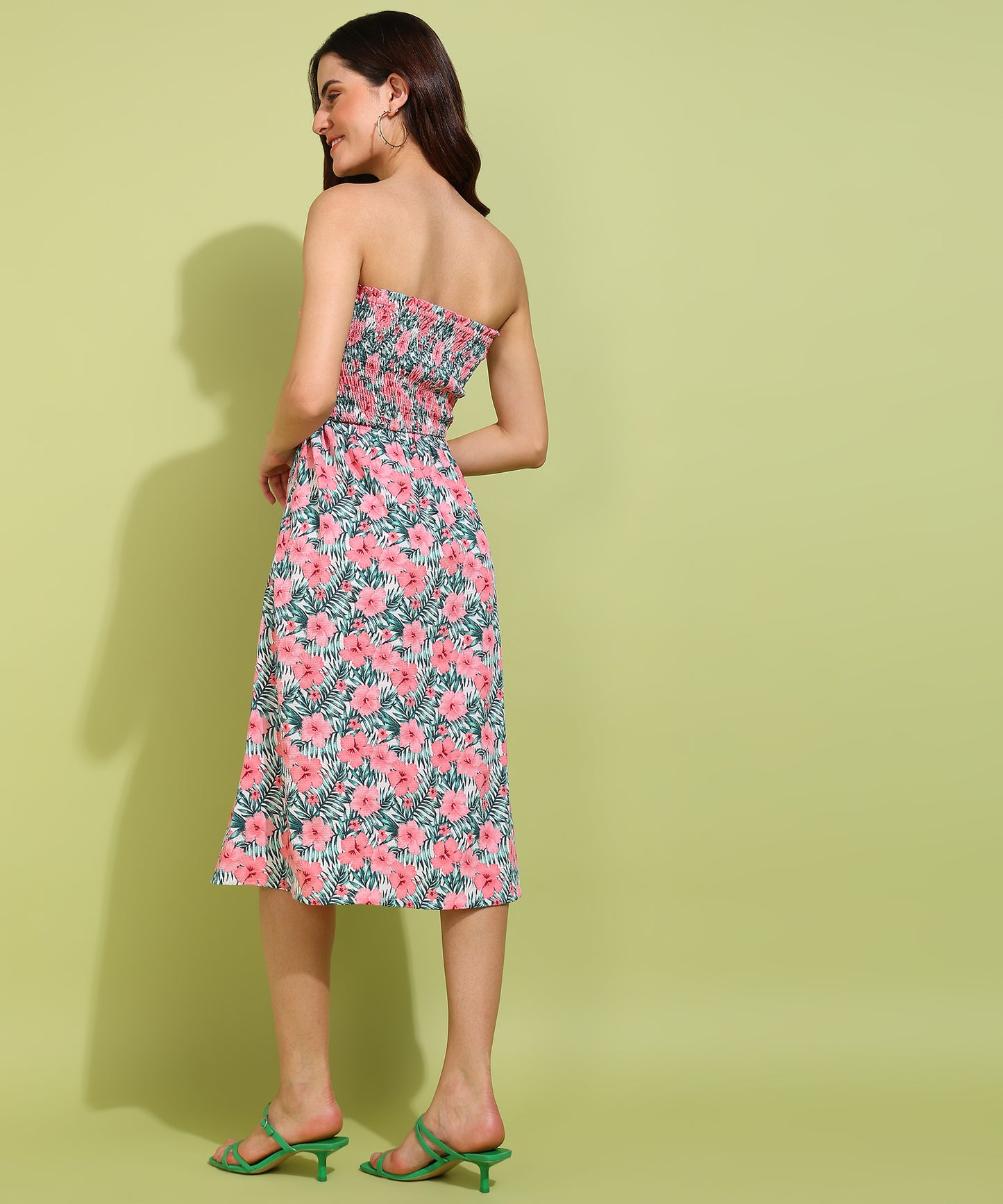 Women's Pink Floral Strapless Smocked Midi Dress – Summer Beachwear