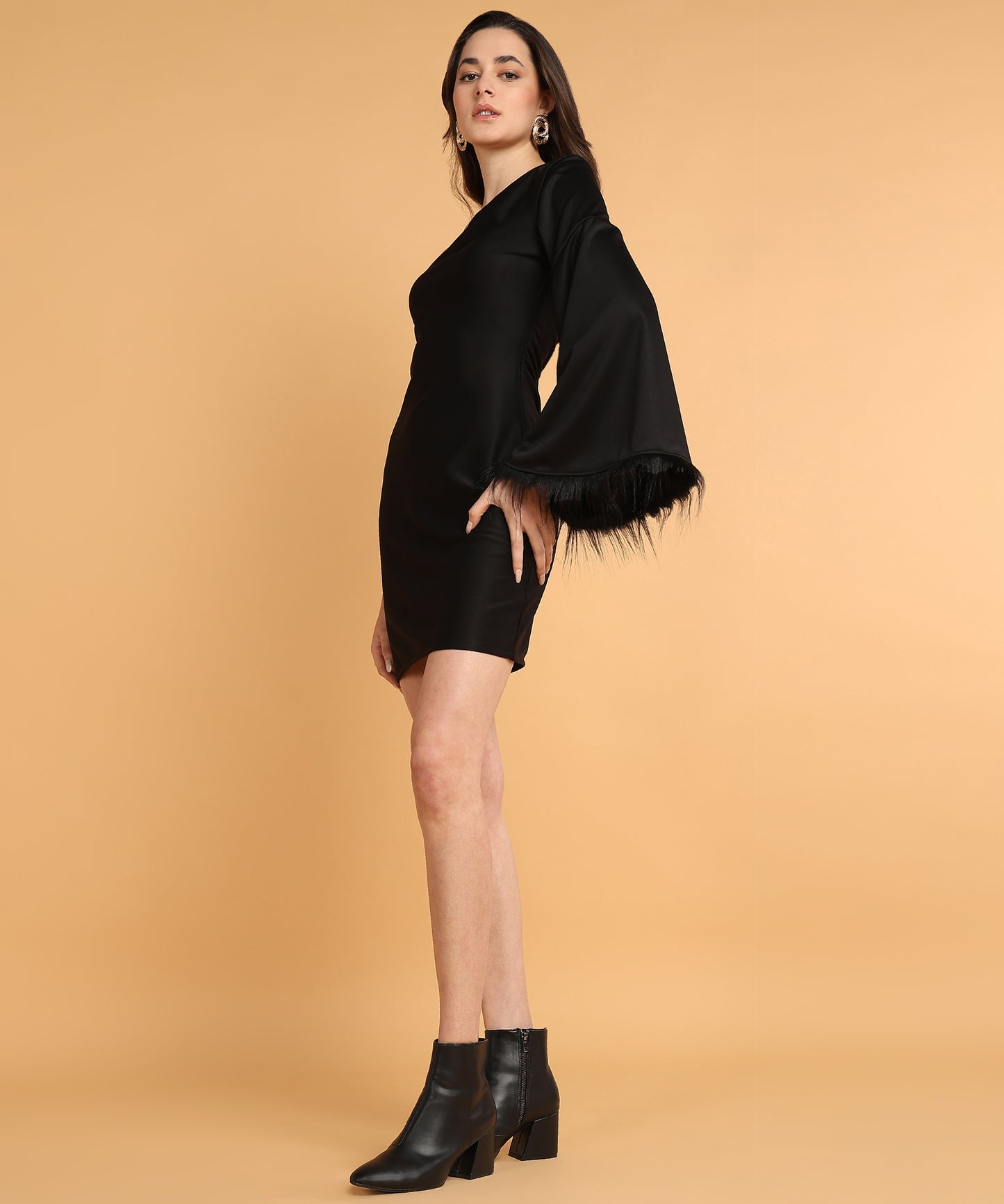 Black One-Shoulder Bodycon Mini Dress with Long Sleeve for Women