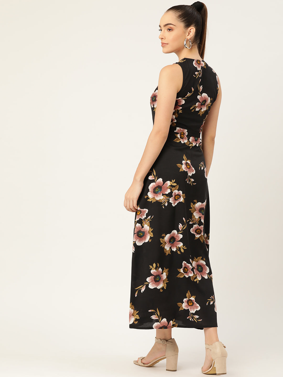Women Black Floral Sleeveless Maxi Dress with V-Neck