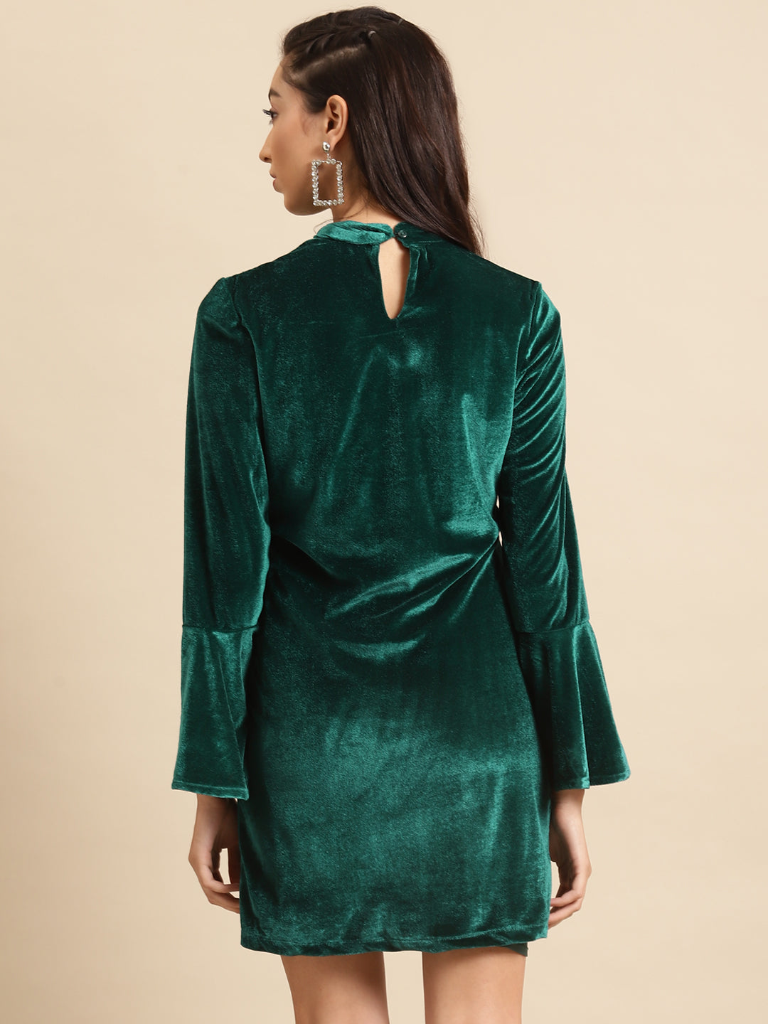 Green Velvet Mini Dress with Flared Sleeves and Choker Neck