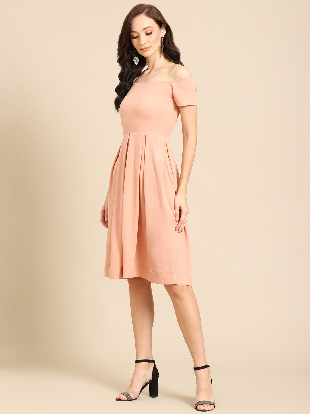 Elegant Peach Off Shoulder Pleated Midi Dress for Women