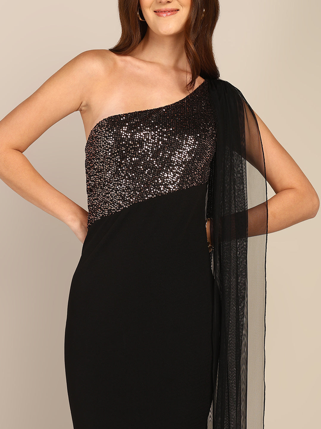Elegant One-Shoulder Sequin Dress with Tulle Detail