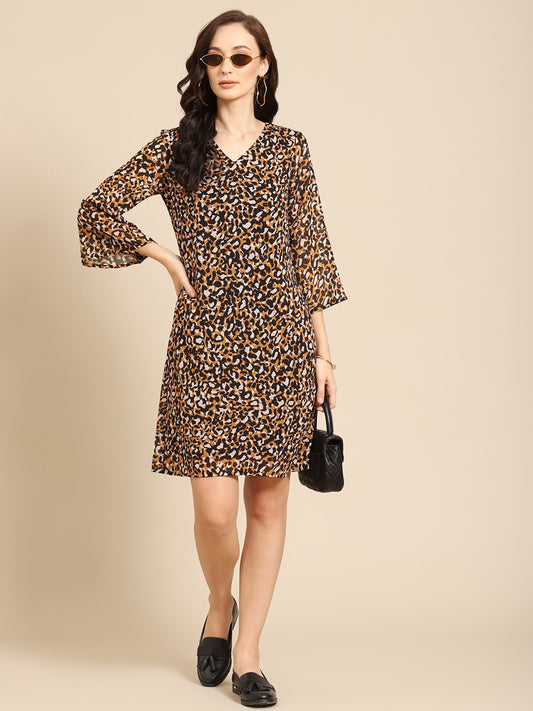 Women’s Leopard Print V-Neck Shift Dress – Casual Stylish Animal Print Outfit