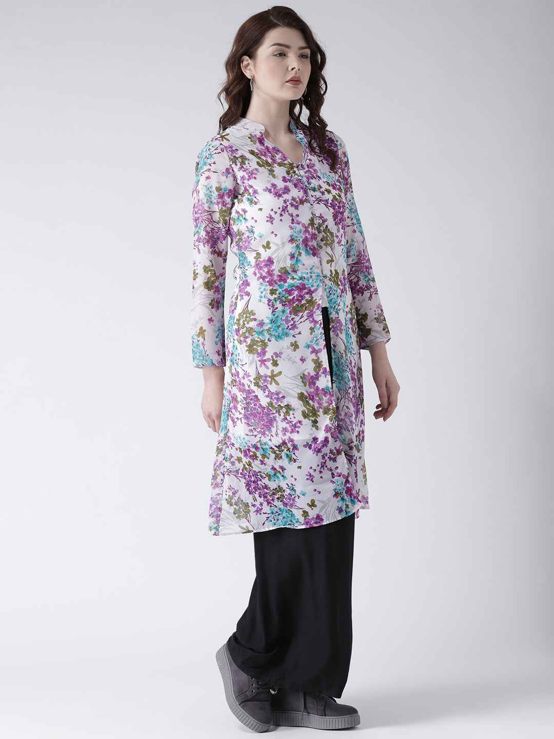 Women's Floral Front-Slit Kurta – Long Sleeve White Printed Kurta for Casual & Festive Wear