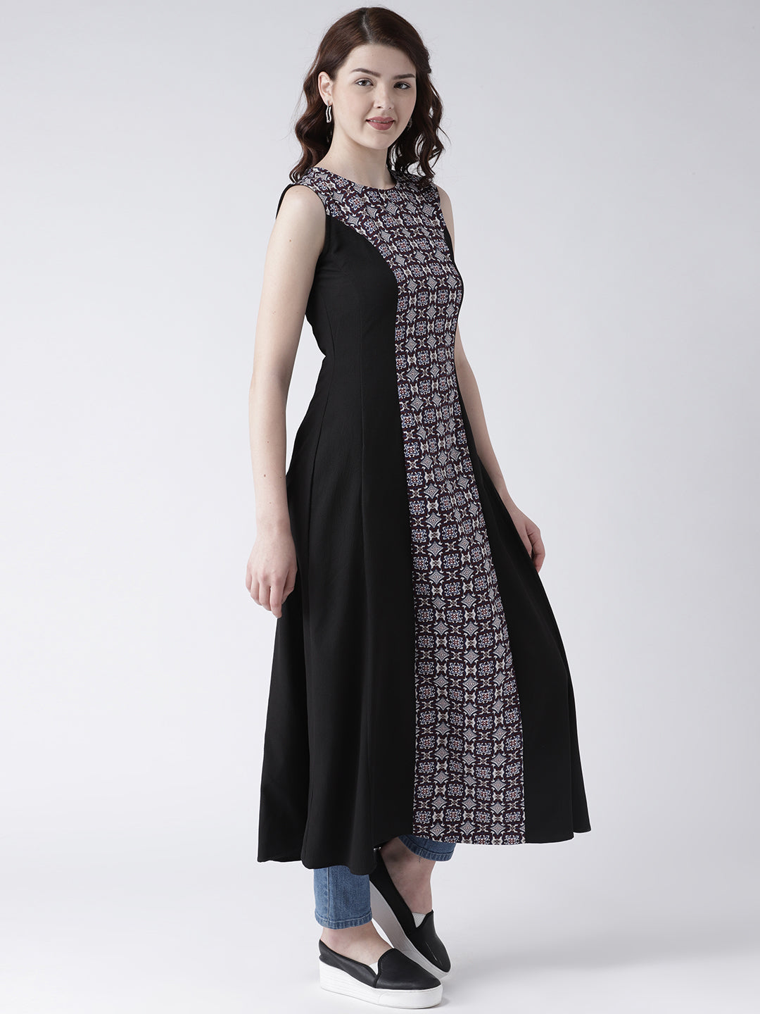 Women's Sleeveless Black Long Kurta with Printed Front Panel for Modern Ethnic Look