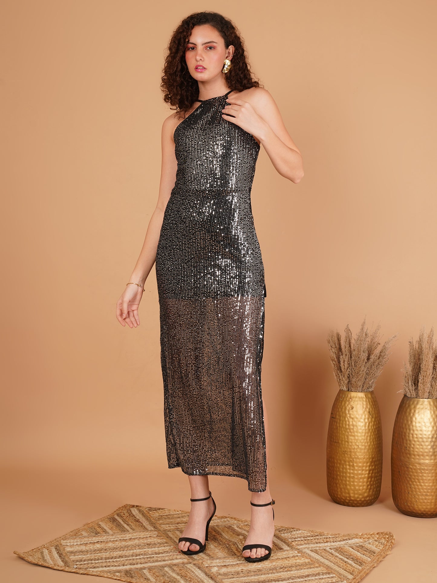 Stunning Black Sequin Halter Dress for Elegant Evening Wear